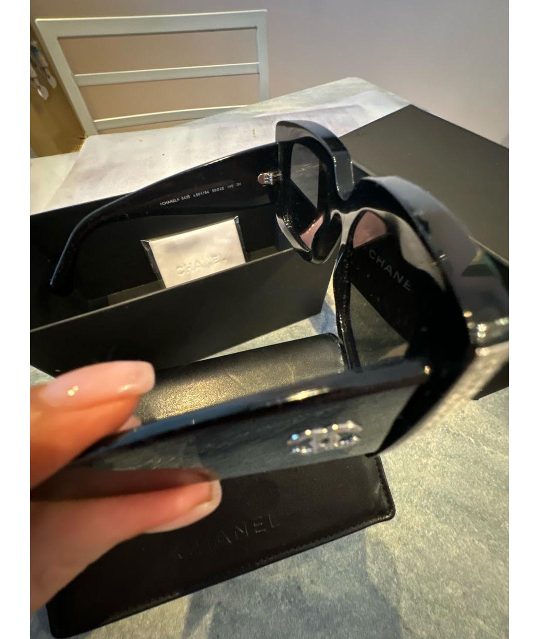 CHANEL Черные пластиковые солнцезащитные очки, фото 4