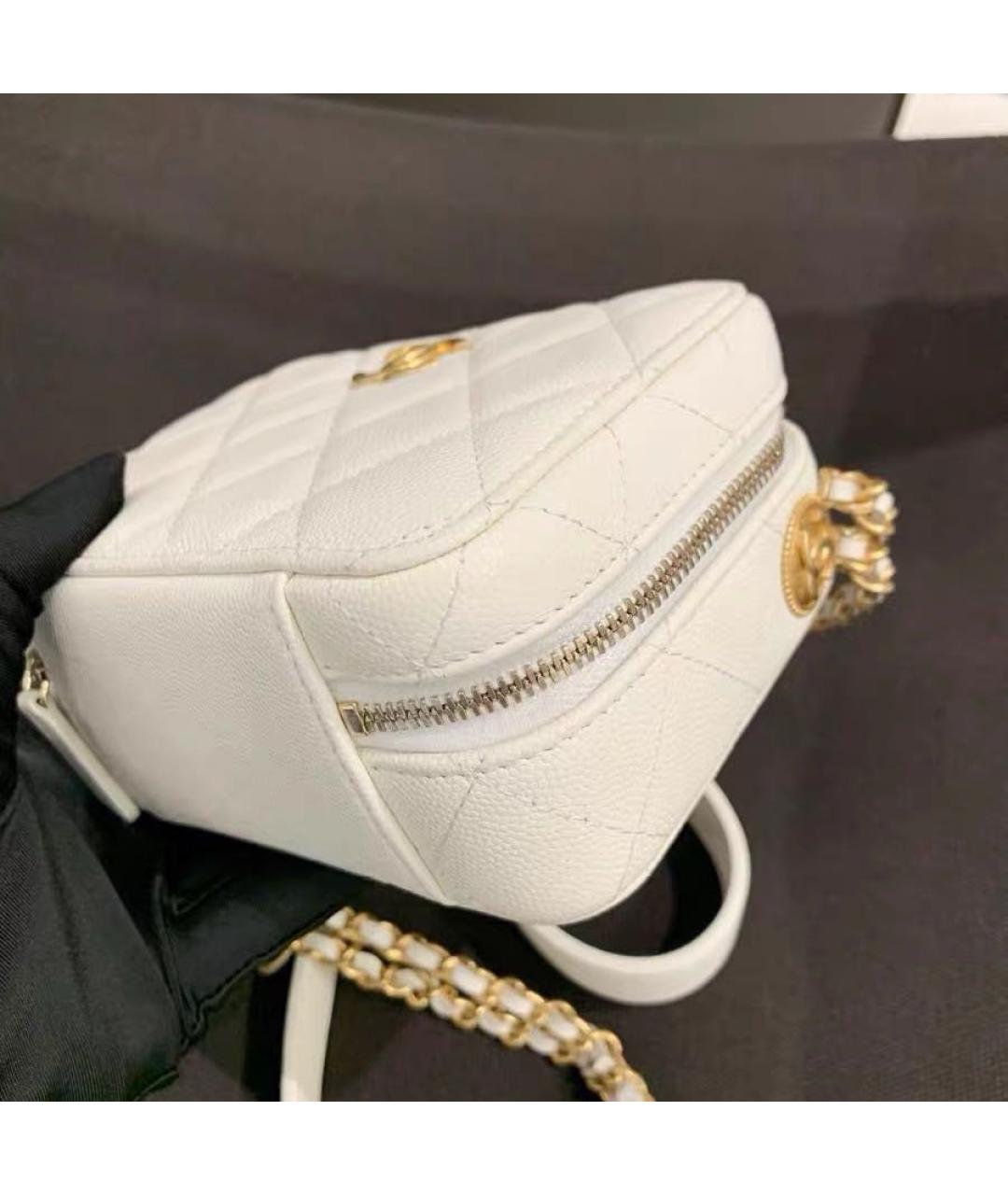 CHANEL Белая кожаная сумка через плечо, фото 6