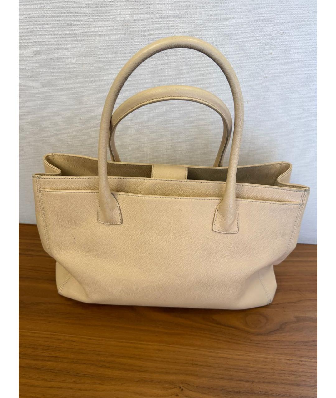 CHANEL Бежевая кожаная сумка тоут, фото 2