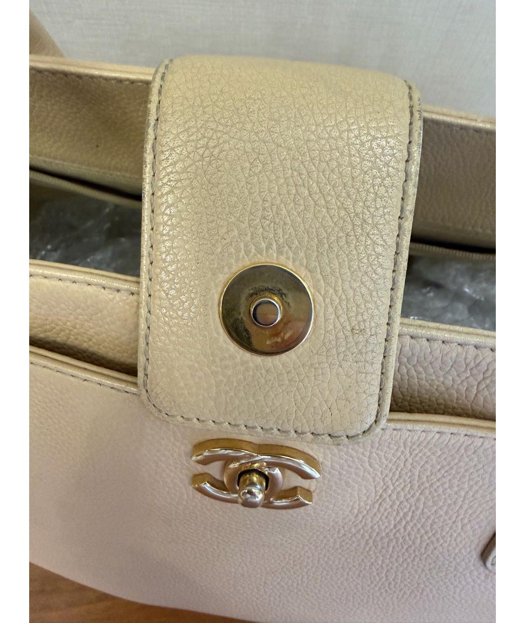 CHANEL Бежевая кожаная сумка тоут, фото 3