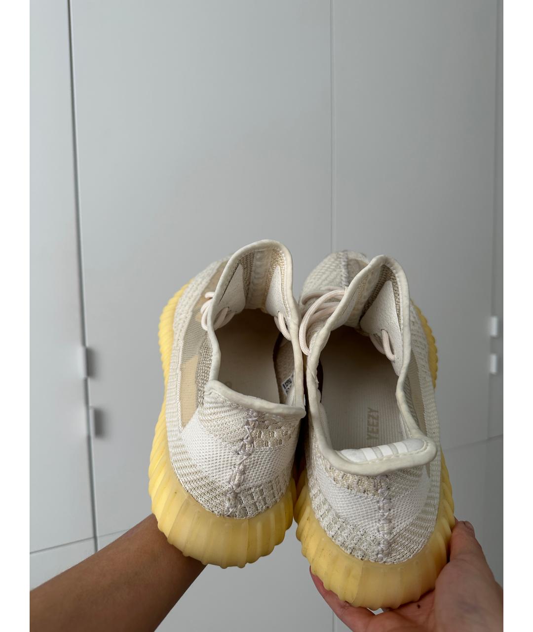 ADIDAS YEEZY Бежевые текстильные низкие кроссовки / кеды, фото 6