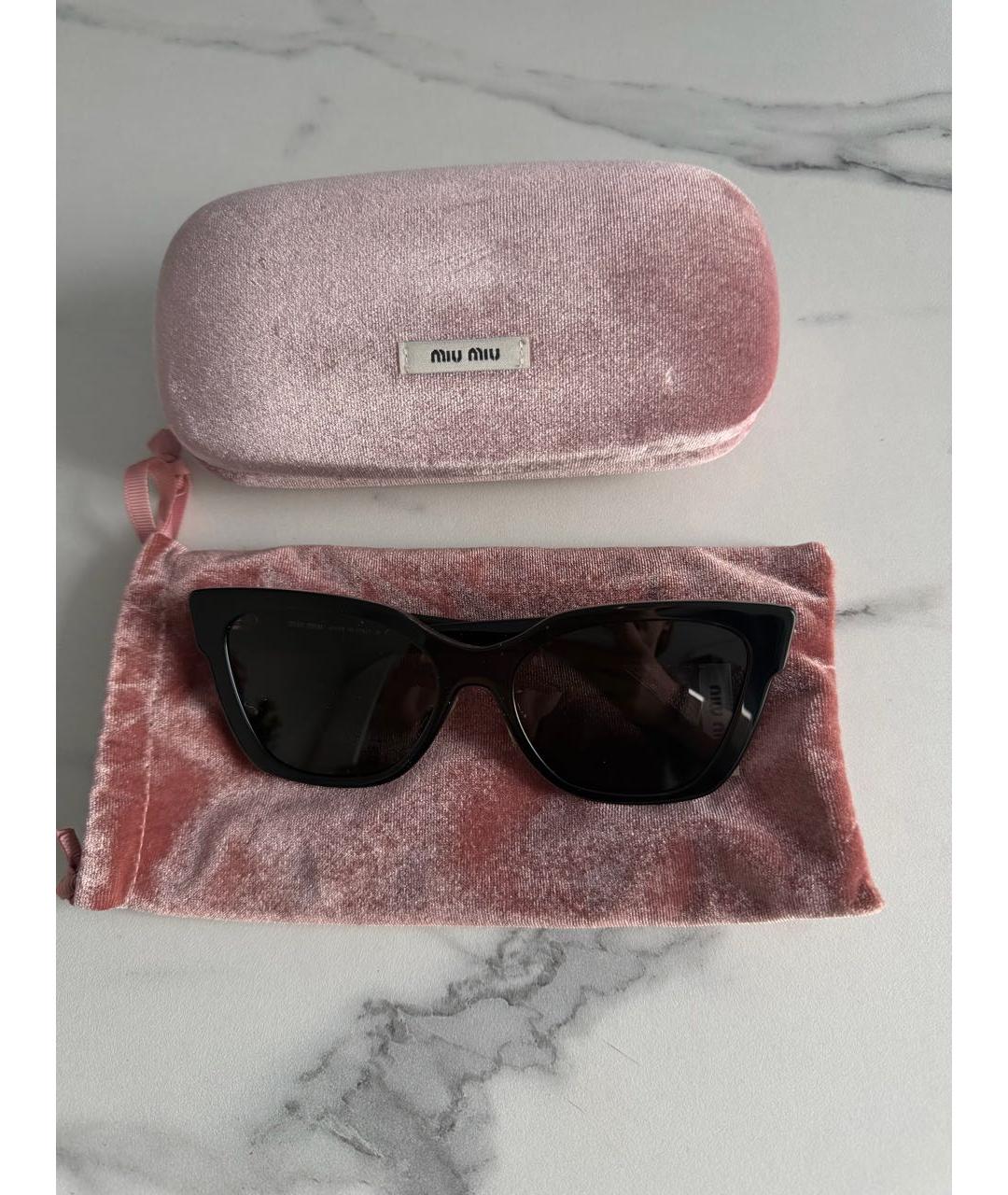 MIU MIU Черные пластиковые солнцезащитные очки, фото 4