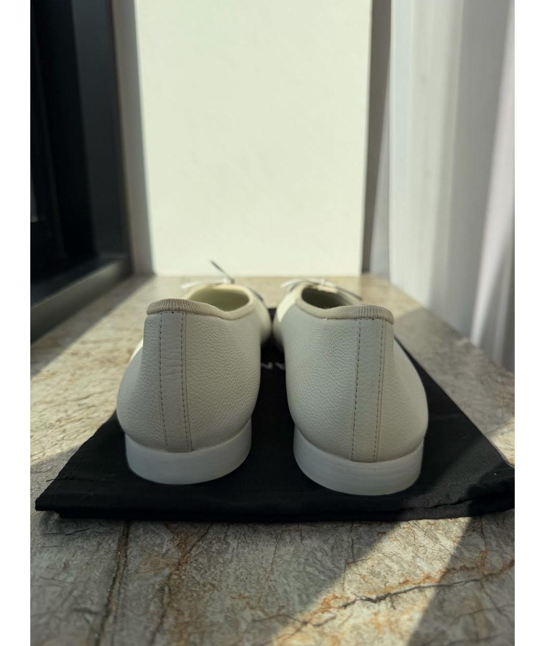 CHANEL Белые кожаные балетки, фото 4