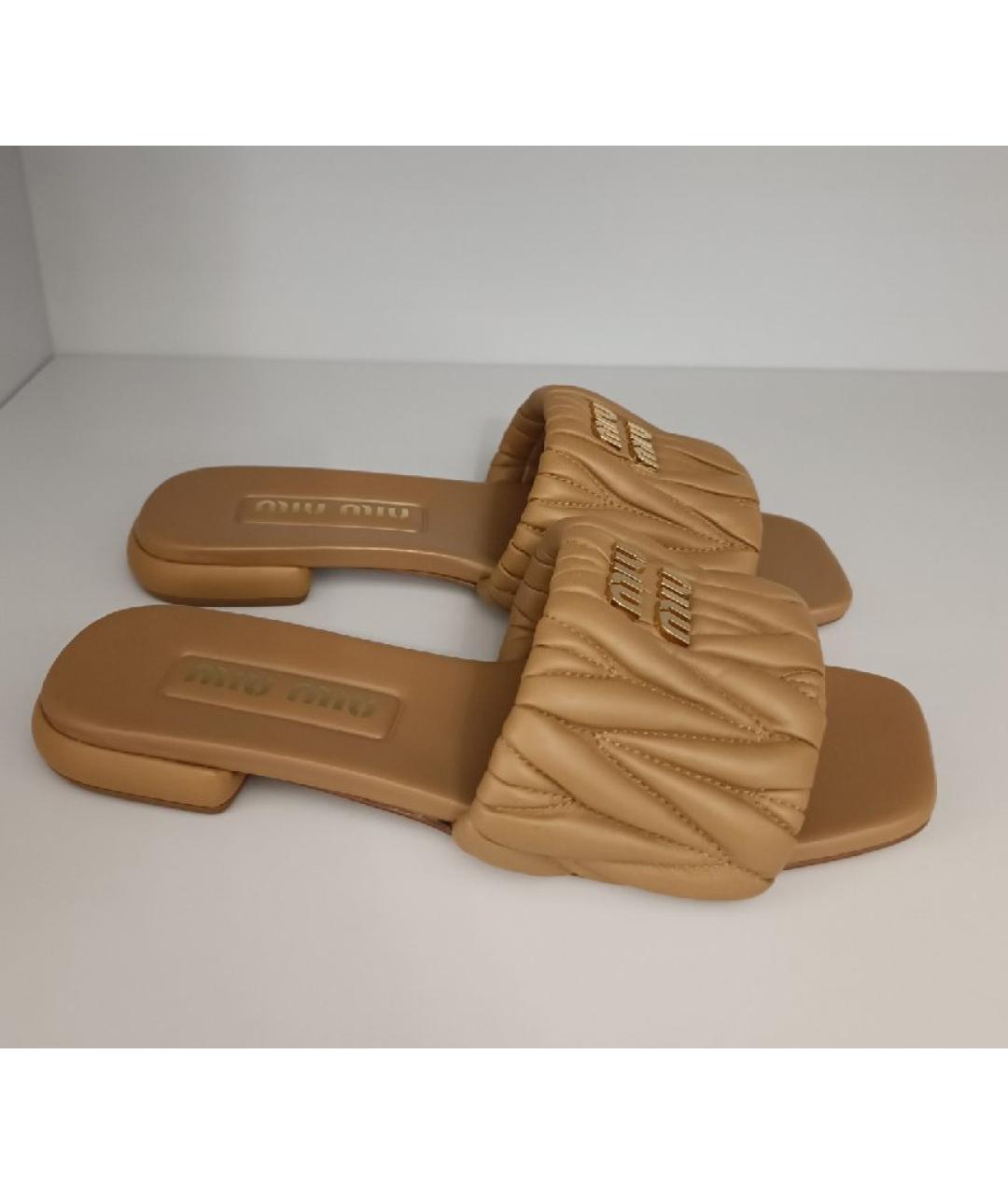 MIU MIU Оранжевое кожаные шлепанцы, фото 5