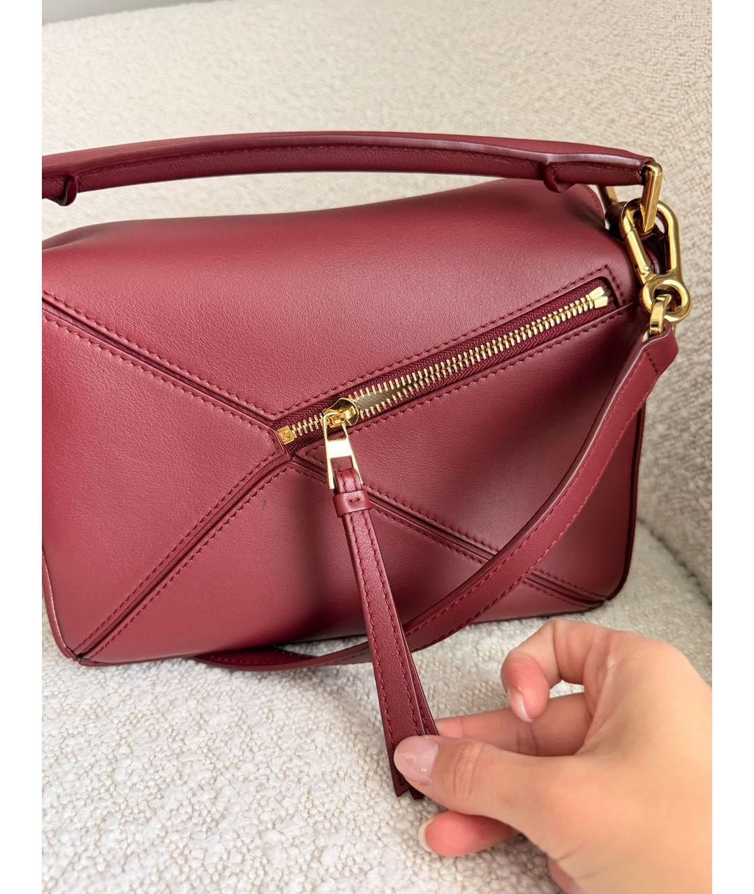 LOEWE Бордовая кожаная сумка с короткими ручками, фото 2