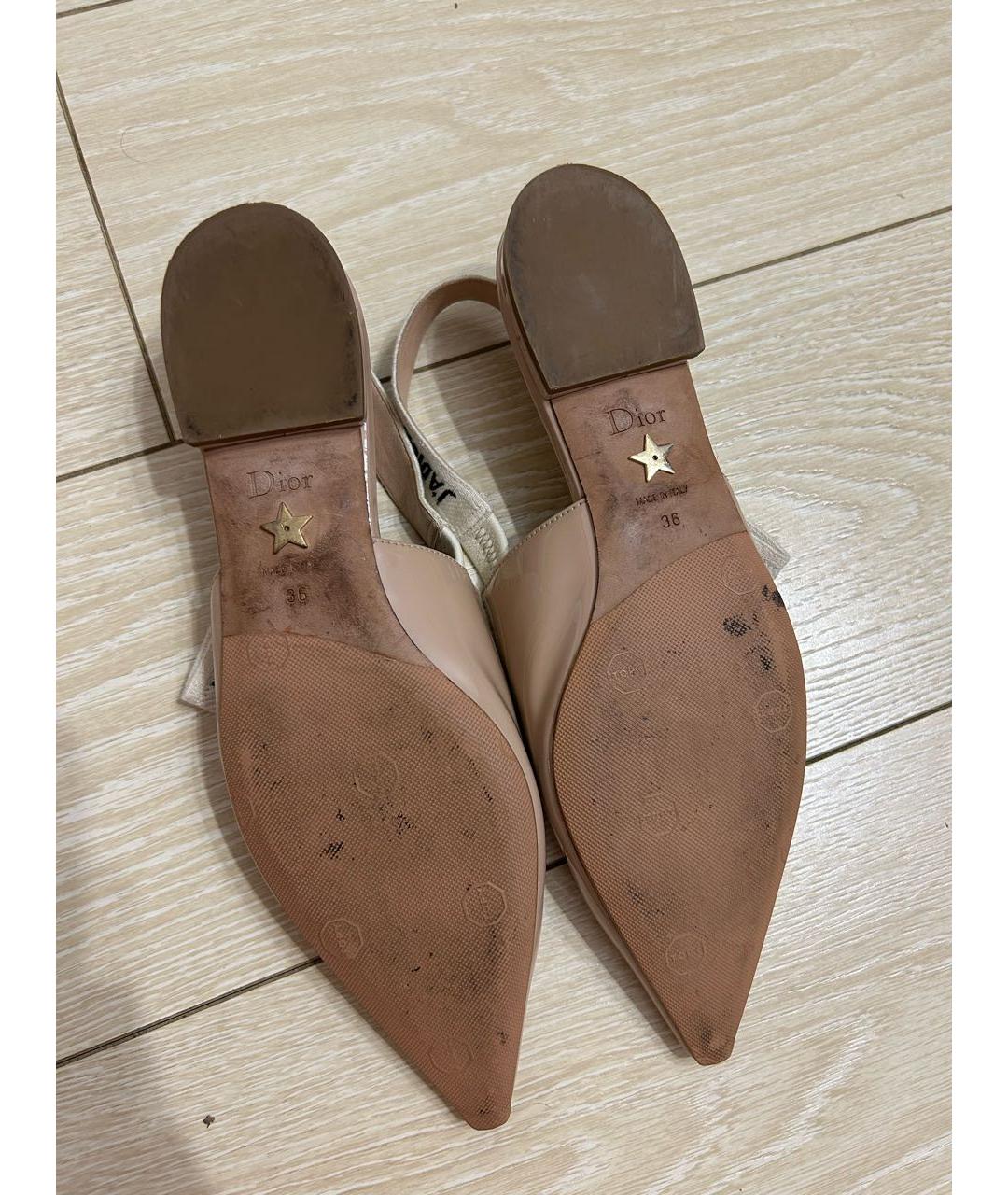 CHRISTIAN DIOR Бежевые мюли из лакированной кожи, фото 7
