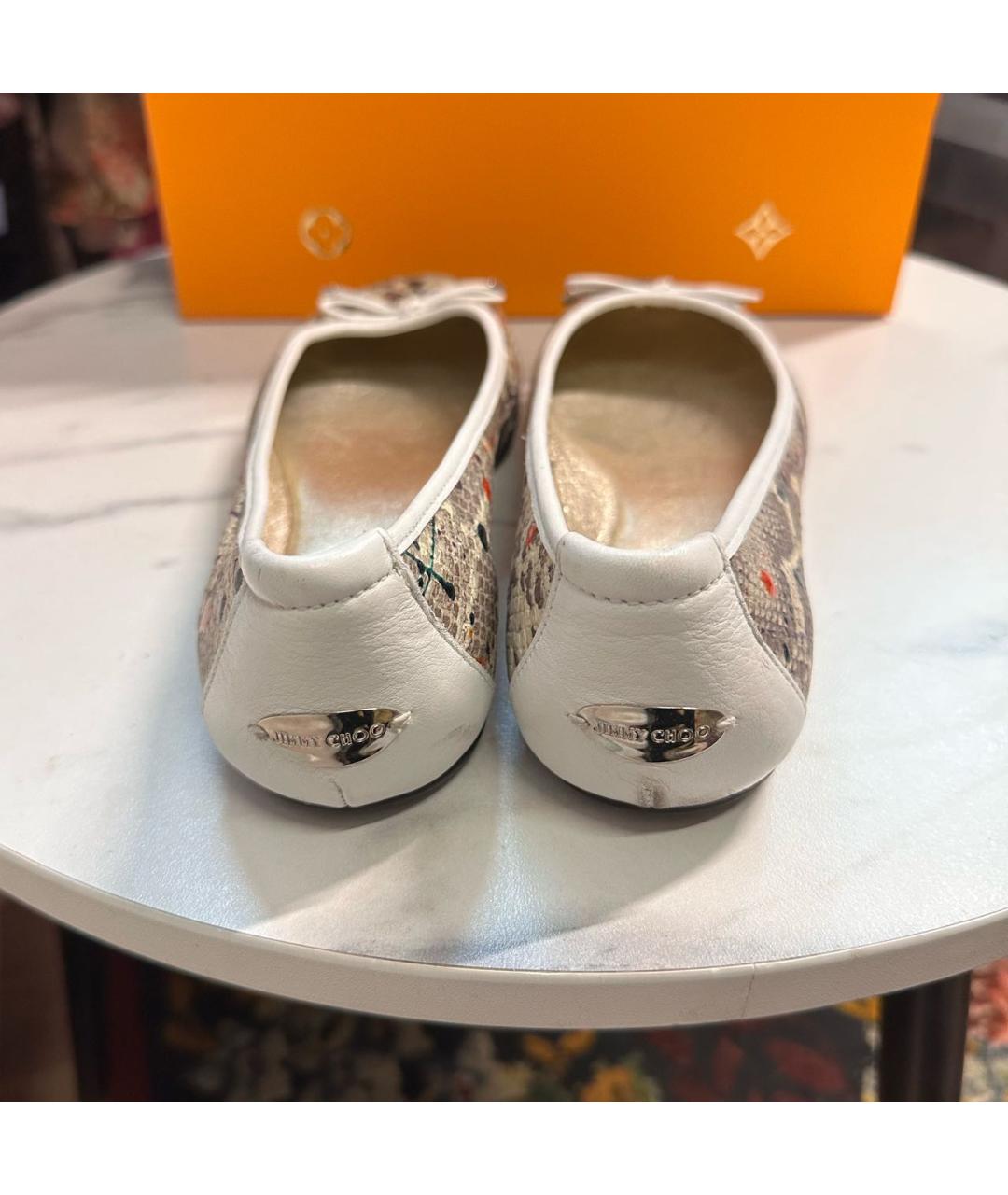 JIMMY CHOO Бежевые кожаные балетки, фото 4