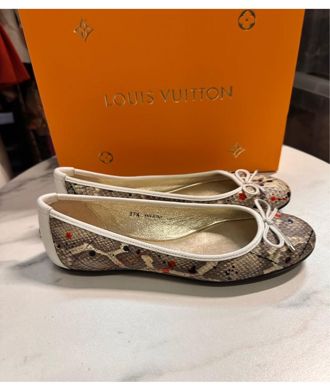 JIMMY CHOO Бежевые кожаные балетки, фото 8