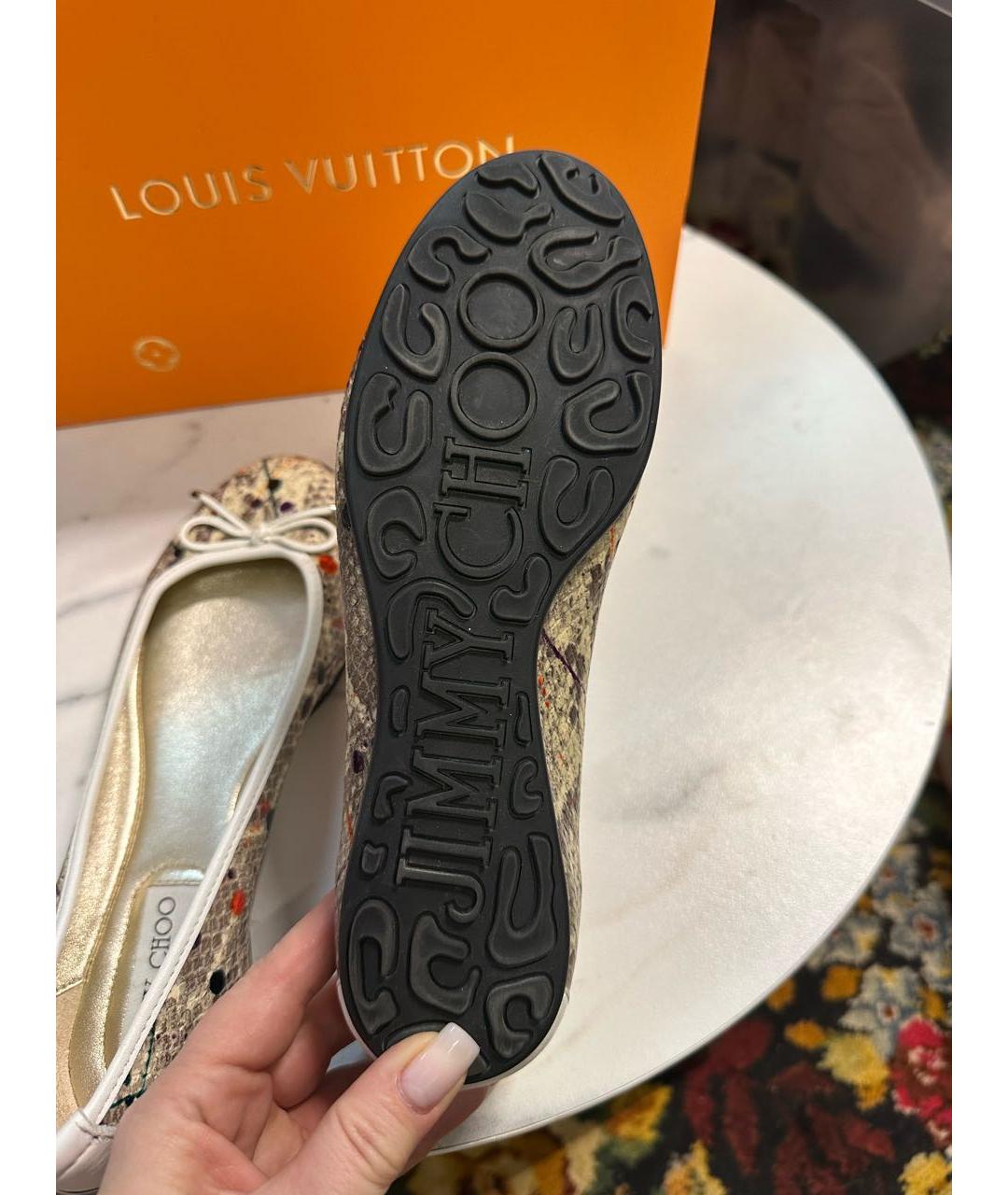 JIMMY CHOO Бежевые кожаные балетки, фото 5