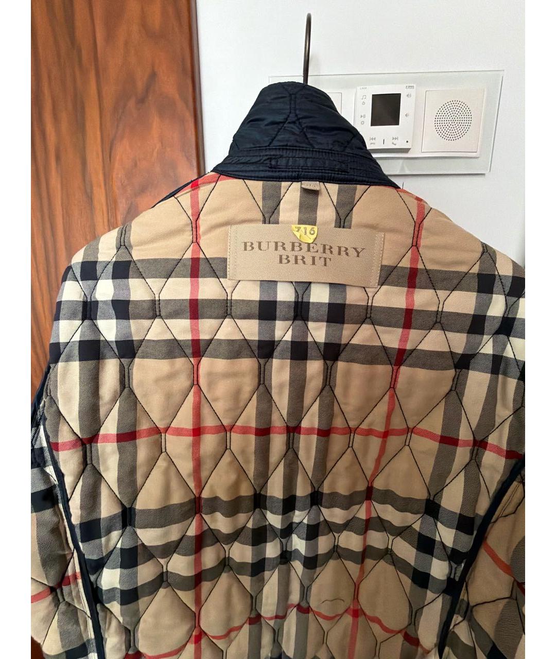 BURBERRY Темно-синяя куртка, фото 3