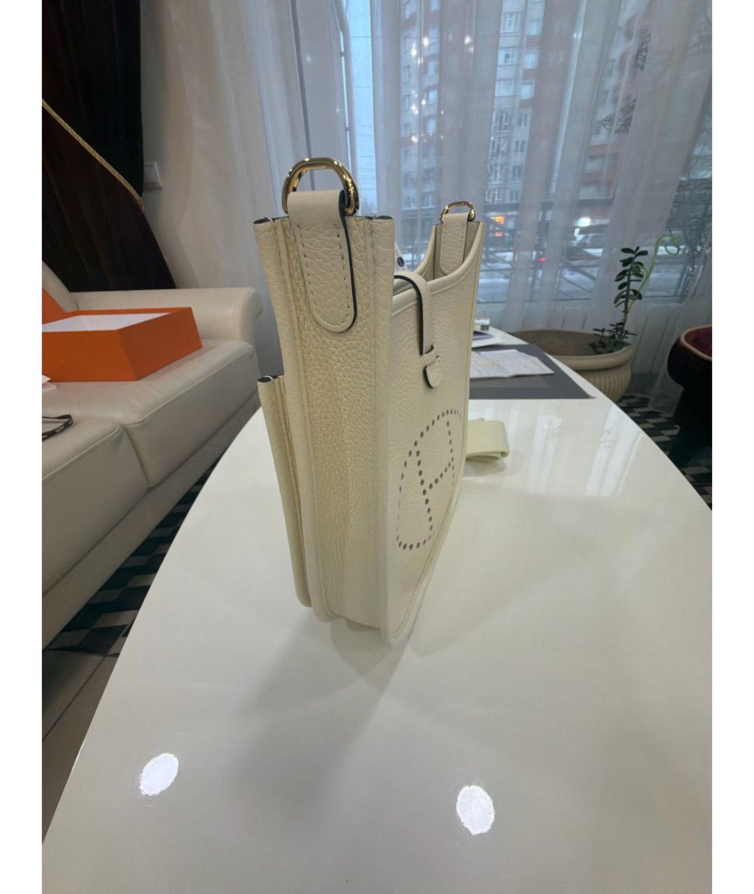 HERMES Бежевая кожаная сумка через плечо, фото 2