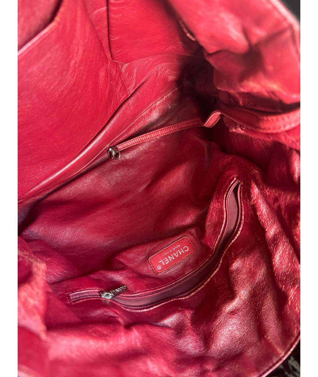 CHANEL Черная сумка с короткими ручками из лакированной кожи, фото 6