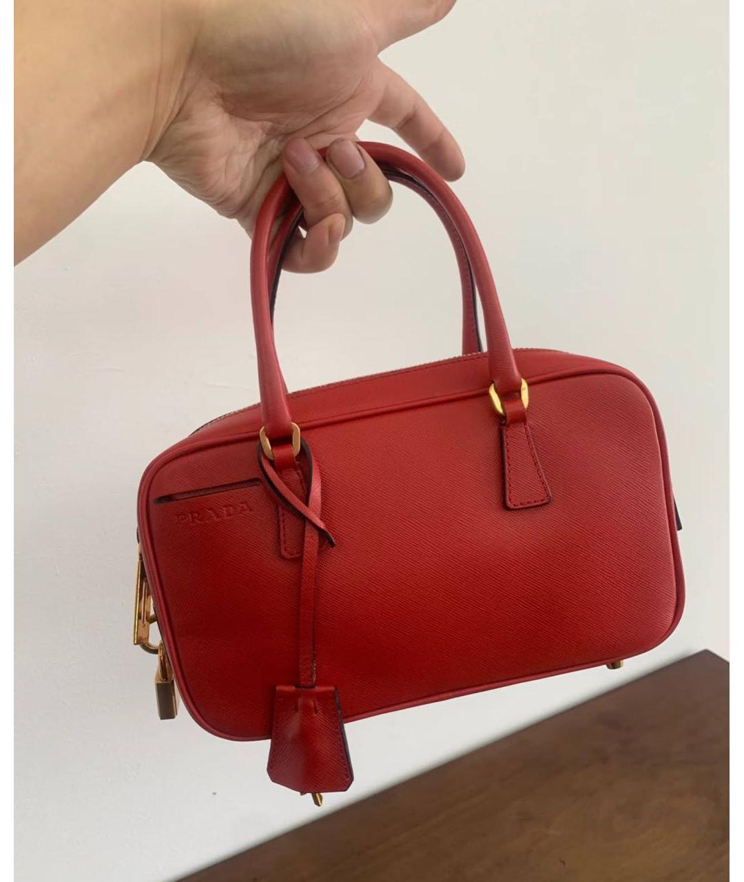PRADA Красная кожаная сумка с короткими ручками, фото 8