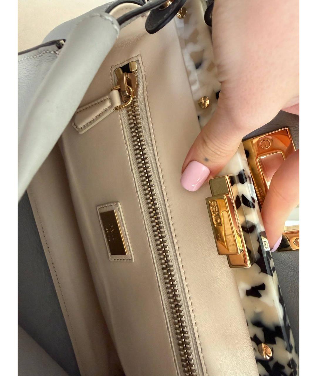 FENDI Серая кожаная сумка с короткими ручками, фото 8