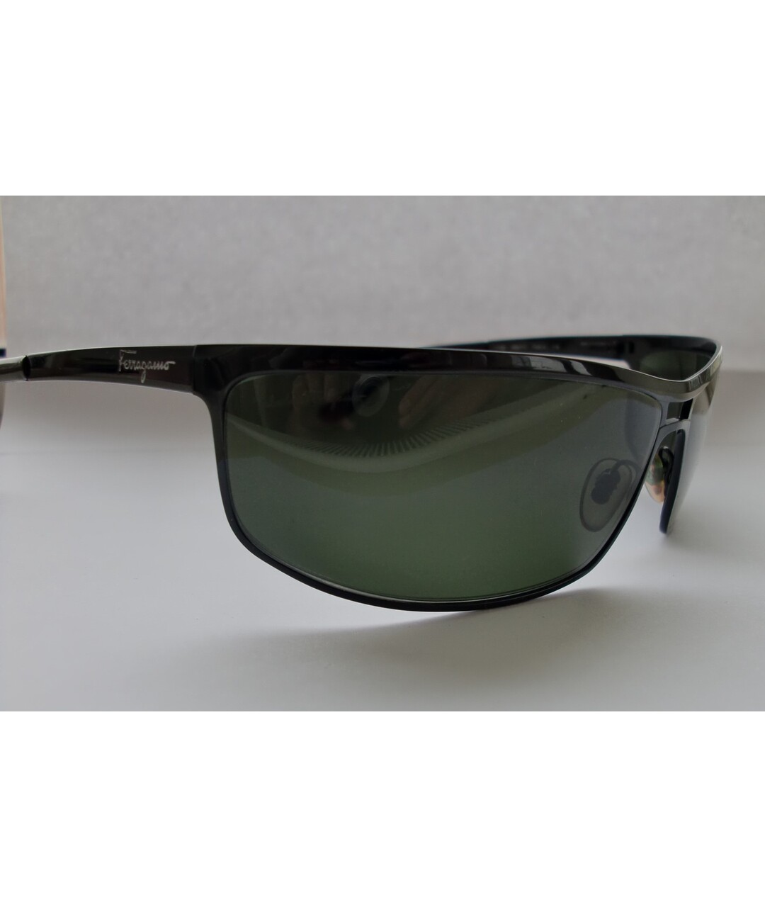 SALVATORE FERRAGAMO Черные металлические солнцезащитные очки, фото 8