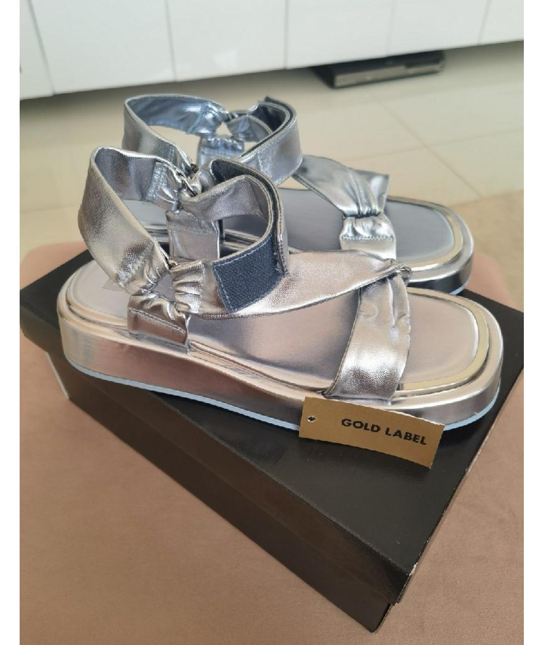 DKNY Серебряные босоножки из искусственной кожи, фото 2