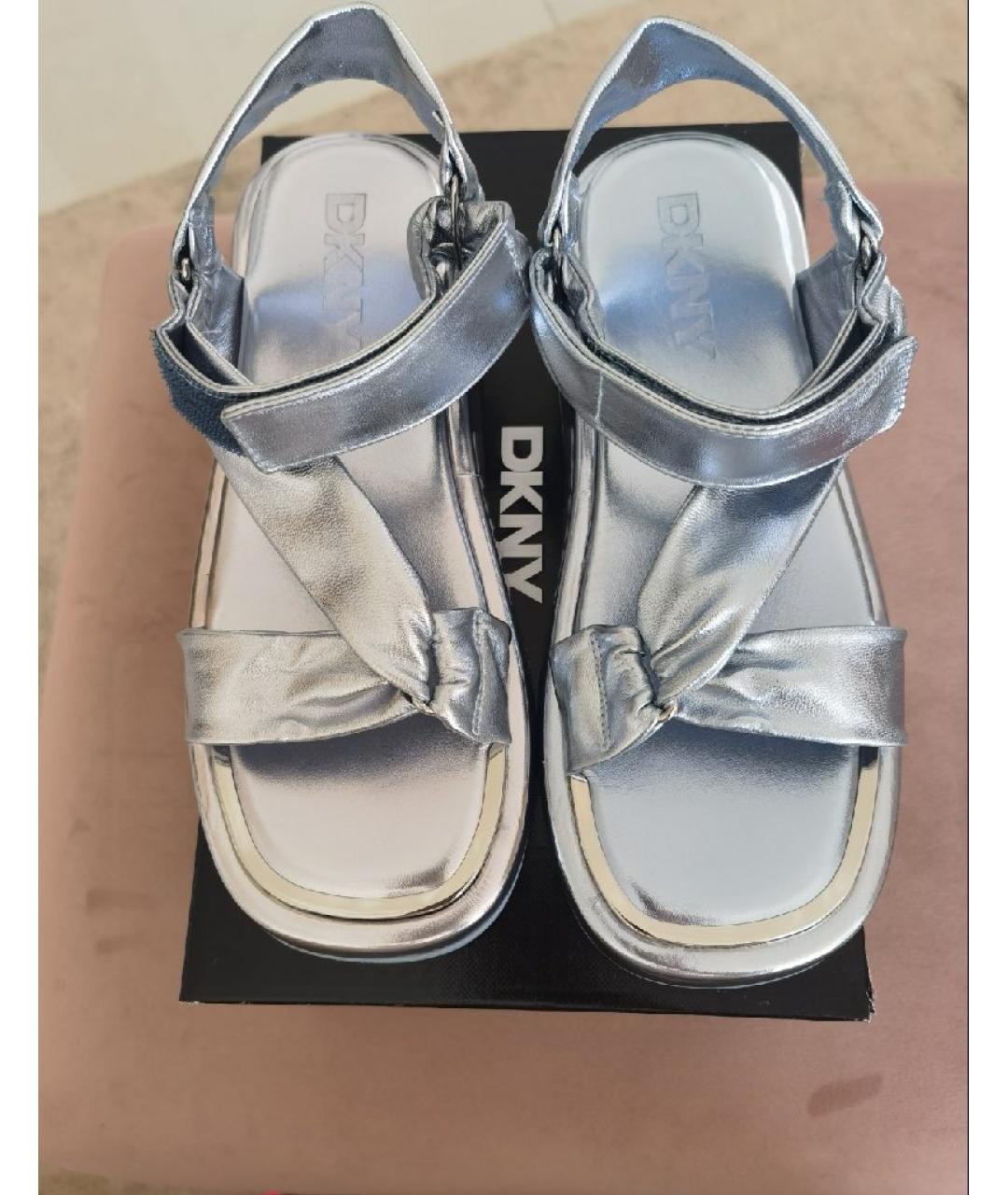 DKNY Серебряные босоножки из искусственной кожи, фото 3