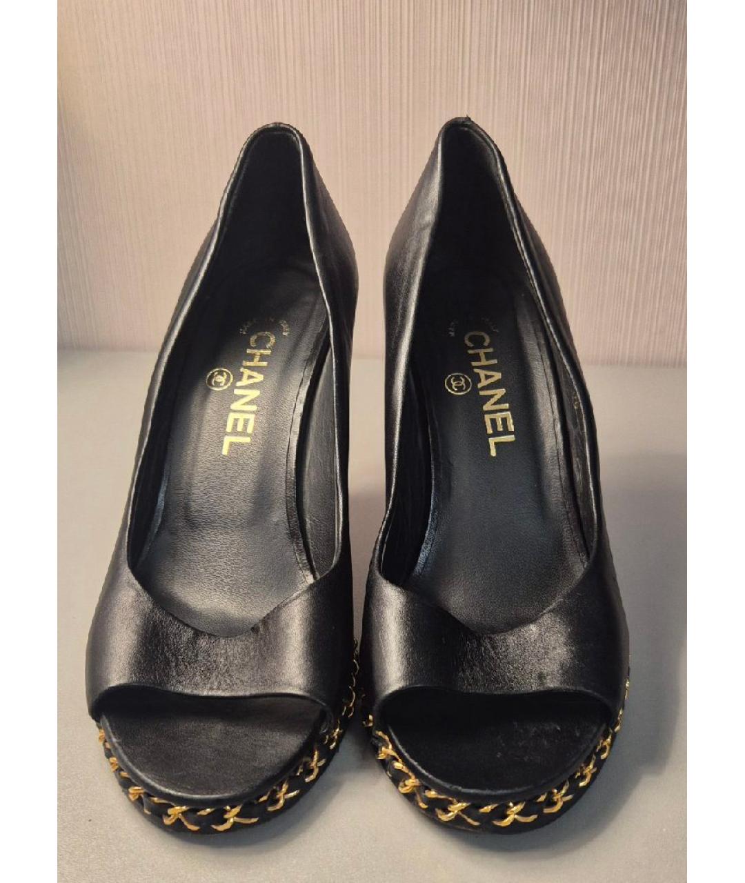 CHANEL Черные кожаные туфли, фото 2