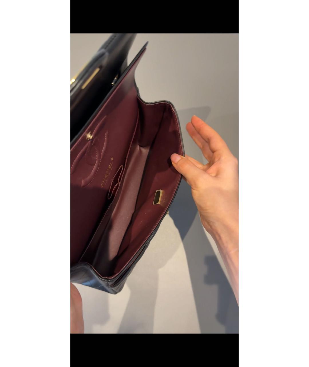 CHANEL Черная кожаная сумка через плечо, фото 4