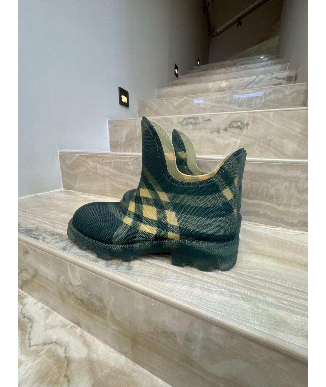 BURBERRY Зеленые резиновые высокие ботинки, фото 5