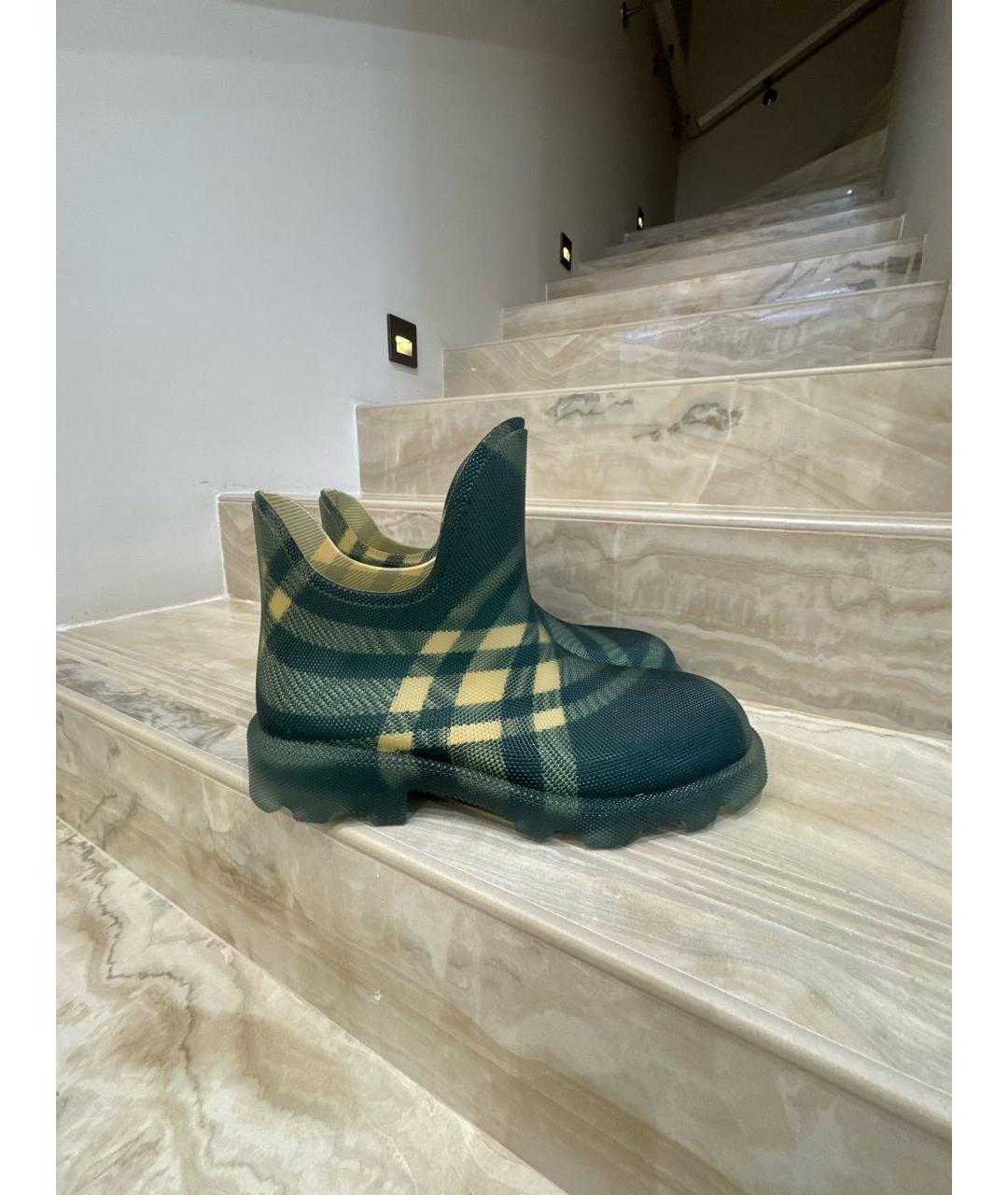 BURBERRY Зеленые резиновые высокие ботинки, фото 7