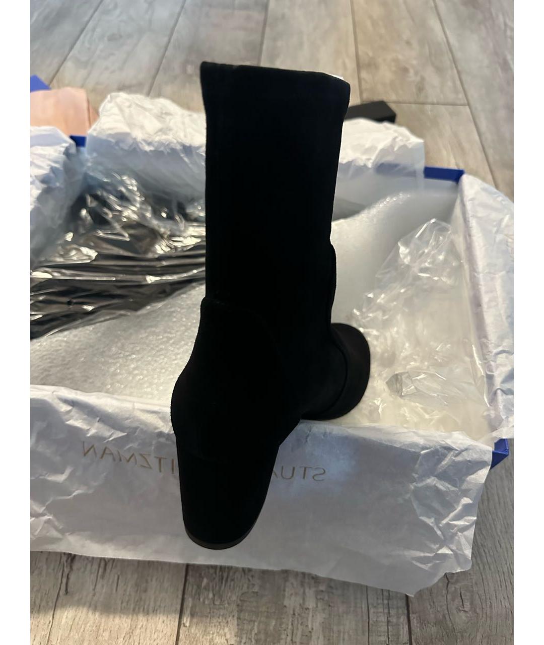 STUART WEITZMAN Черные замшевые ботильоны, фото 8