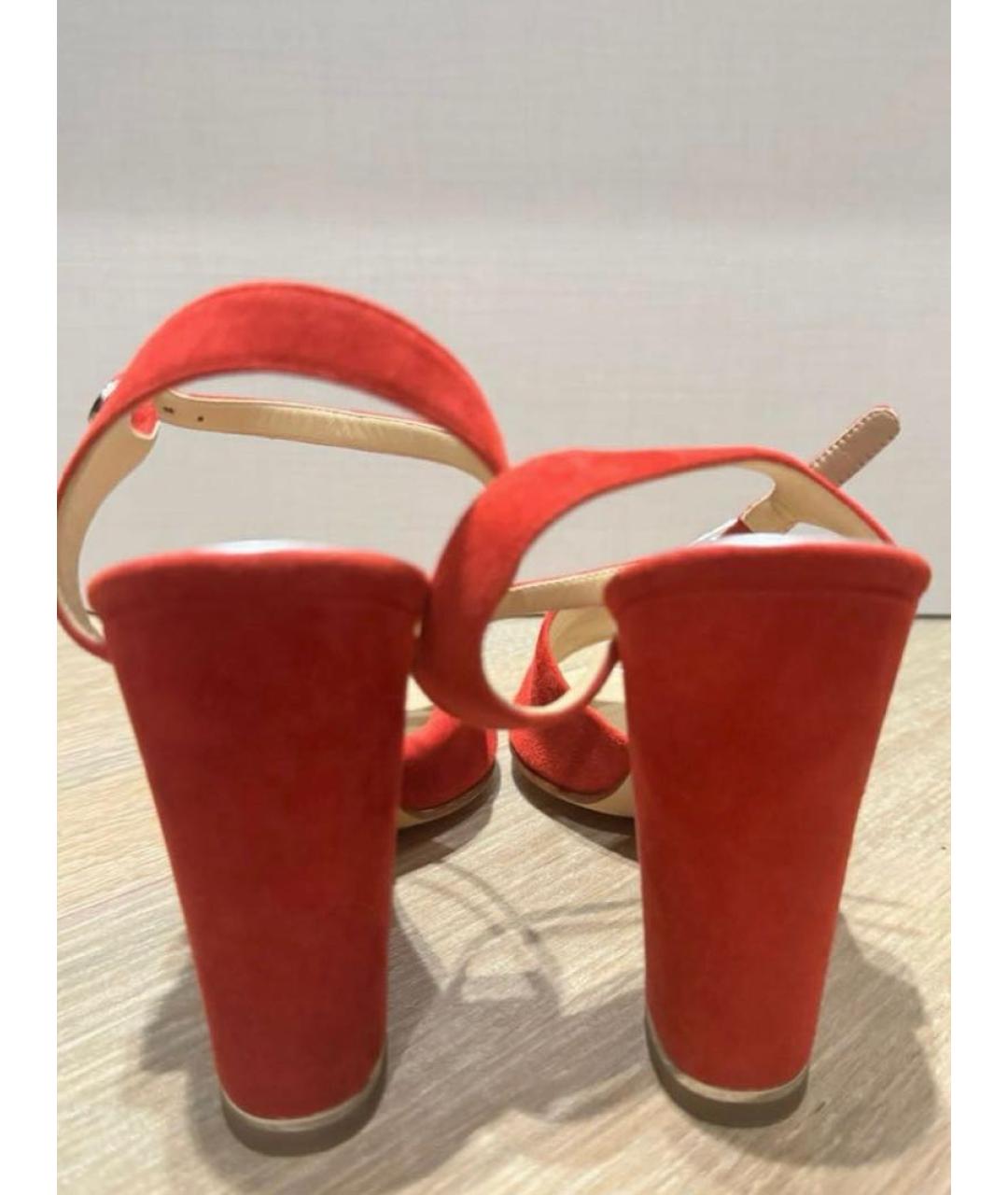CHANEL Красные замшевые босоножки, фото 2