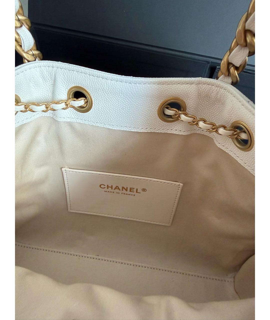 CHANEL Белая кожаная сумка через плечо, фото 5