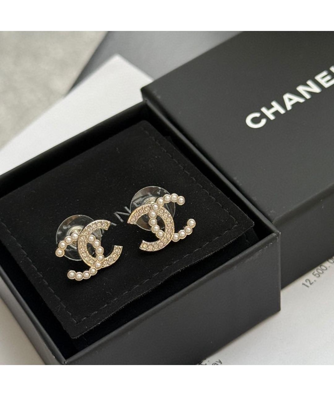 CHANEL Белые металлические серьги, фото 2