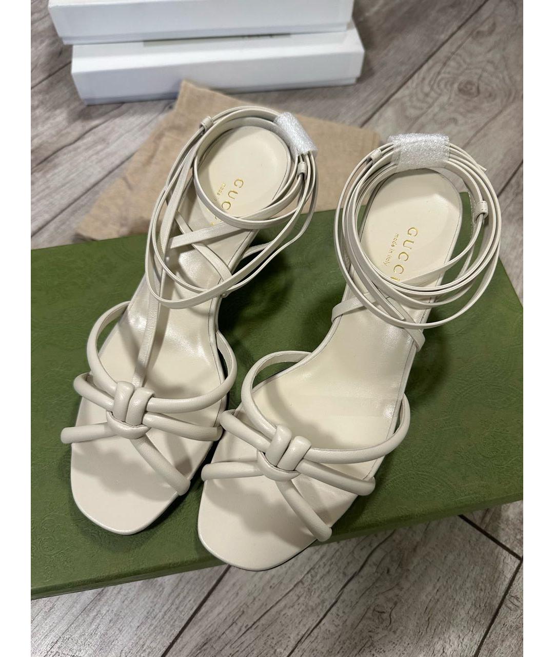 GUCCI Бежевые кожаные босоножки, фото 2