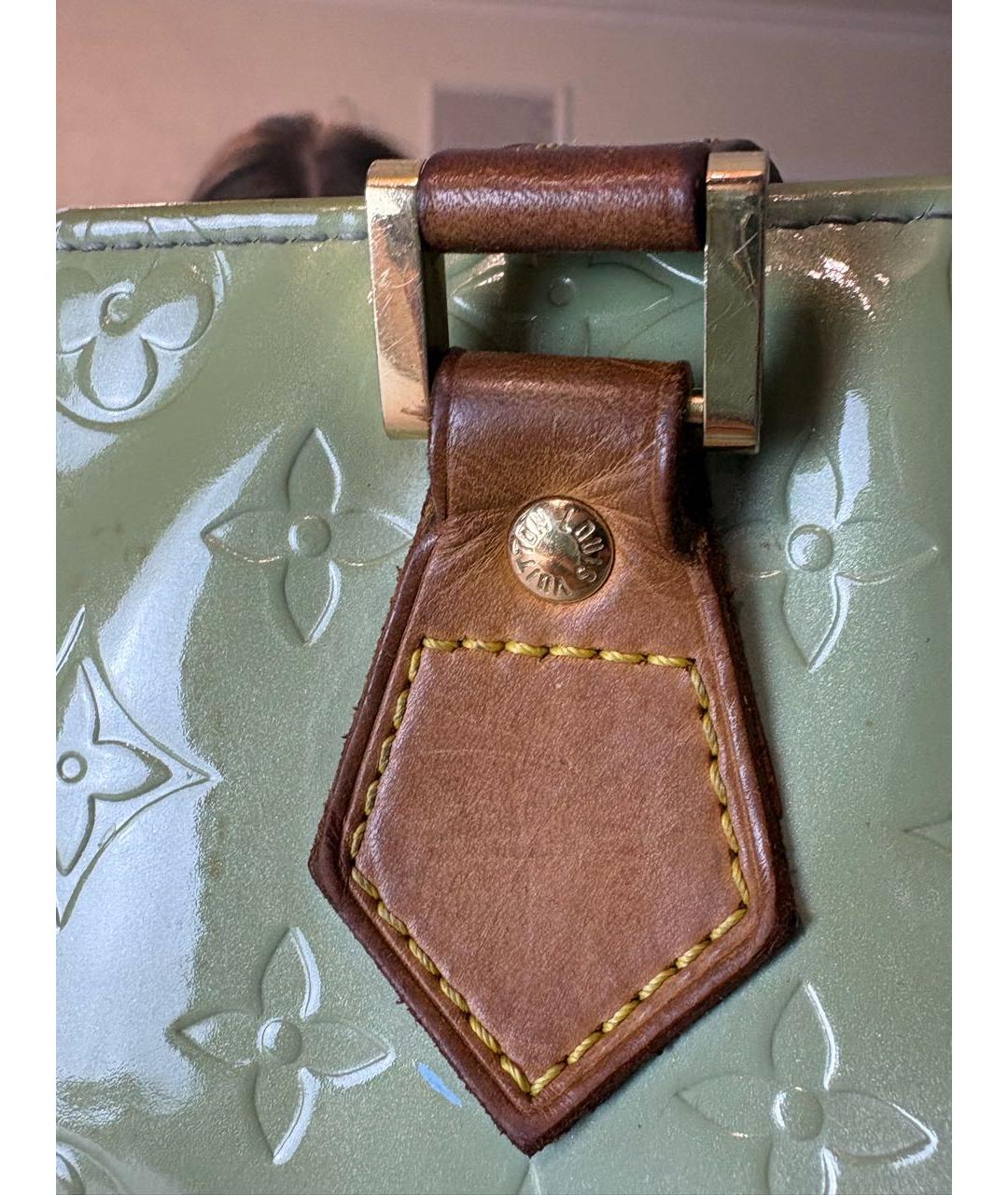 LOUIS VUITTON Зеленая сумка тоут из лакированной кожи, фото 3