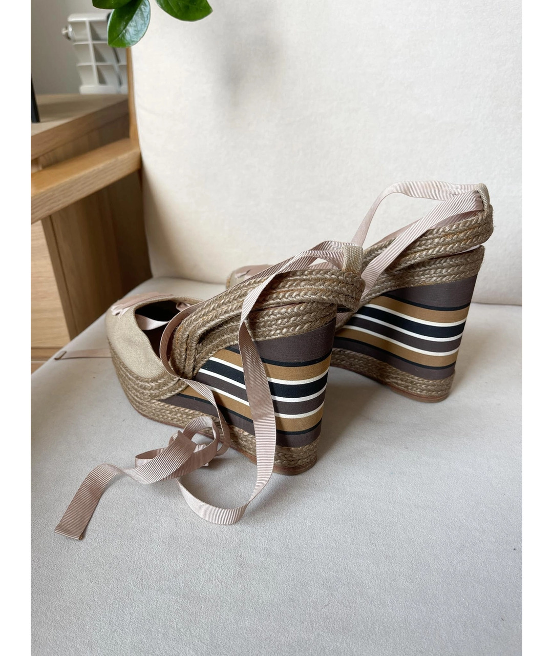 DOLCE&GABBANA Бежевые текстильные босоножки, фото 3