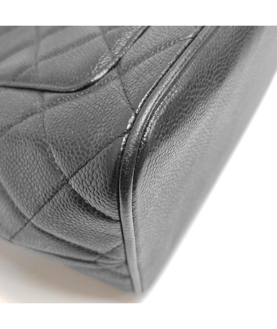 CHANEL Черная кожаная сумка тоут, фото 5