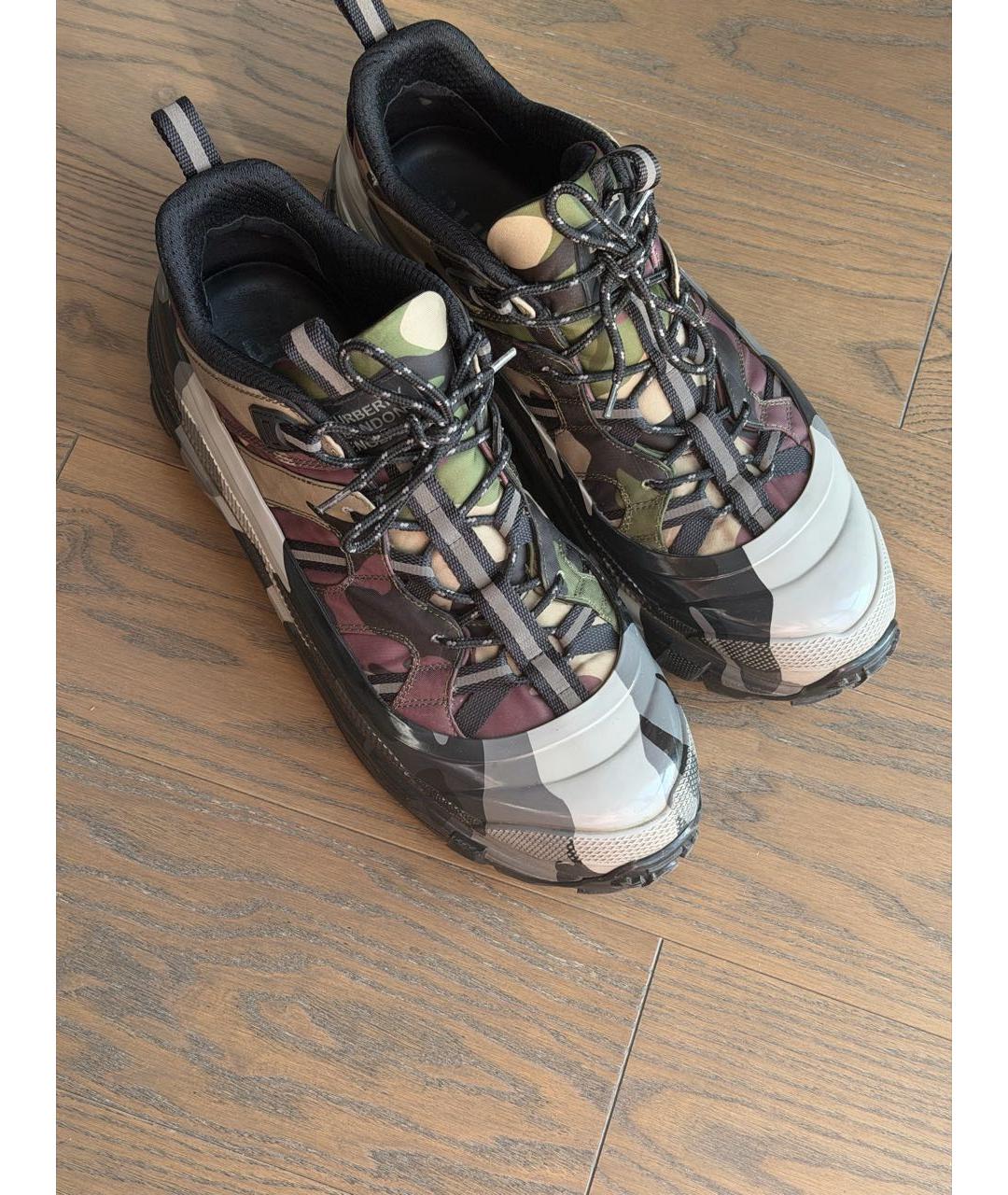 BURBERRY Хаки низкие кроссовки / кеды, фото 2