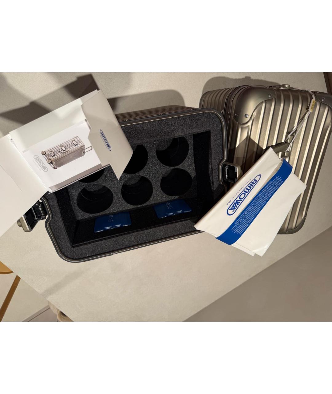 Rimowa Золотой чемодан, фото 3