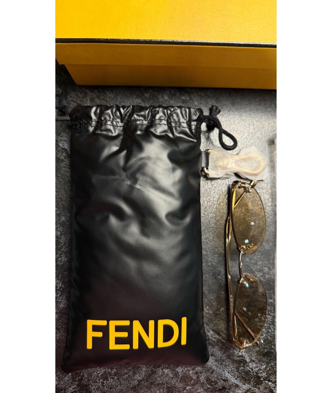 FENDI Бежевые металлические солнцезащитные очки, фото 5