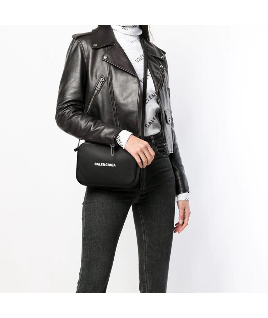 BALENCIAGA Черная кожаная сумка через плечо, фото 5