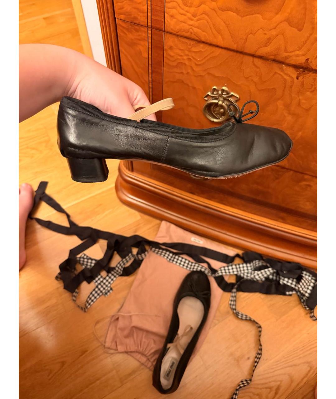 MIU MIU Черные кожаные балетки, фото 8