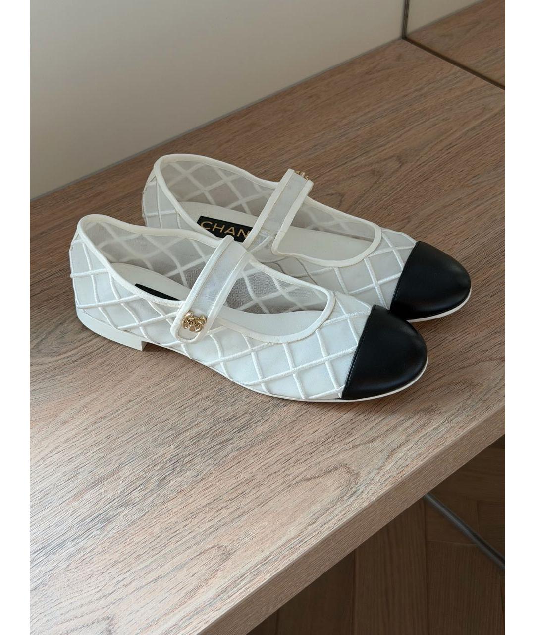 CHANEL Белые текстильные балетки, фото 2