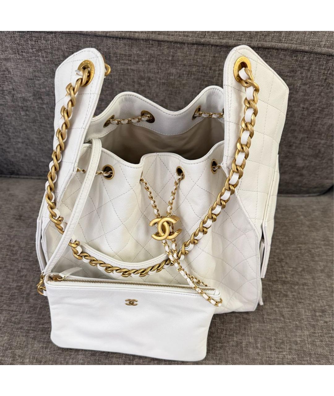 CHANEL Белая кожаная сумка через плечо, фото 4