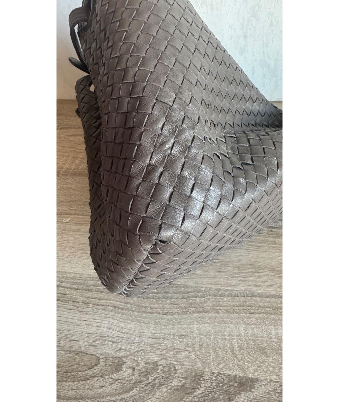 BOTTEGA VENETA Коричневая кожаная сумка тоут, фото 4