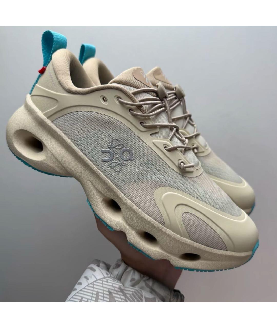 LOEWE Бежевые кроссовки, фото 6
