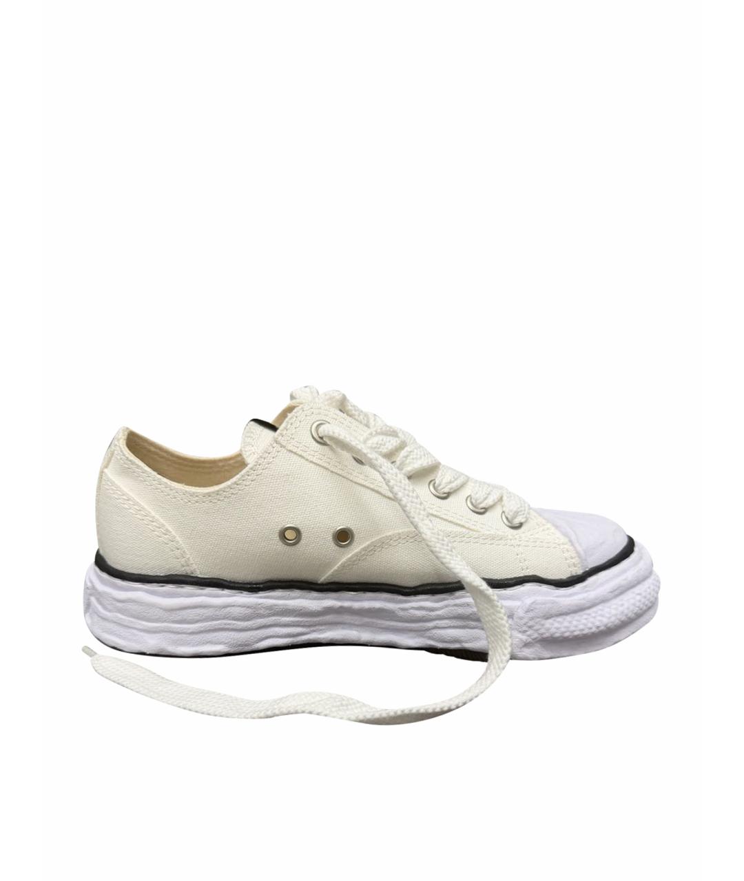 MAISON MIHARA YASUHIRO Белые текстильные низкие кроссовки / кеды, фото 1