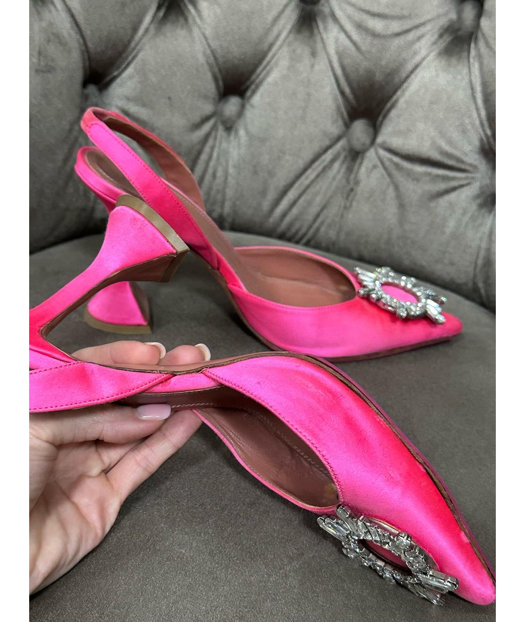 Amina Muaddi Розовые босоножки, фото 3