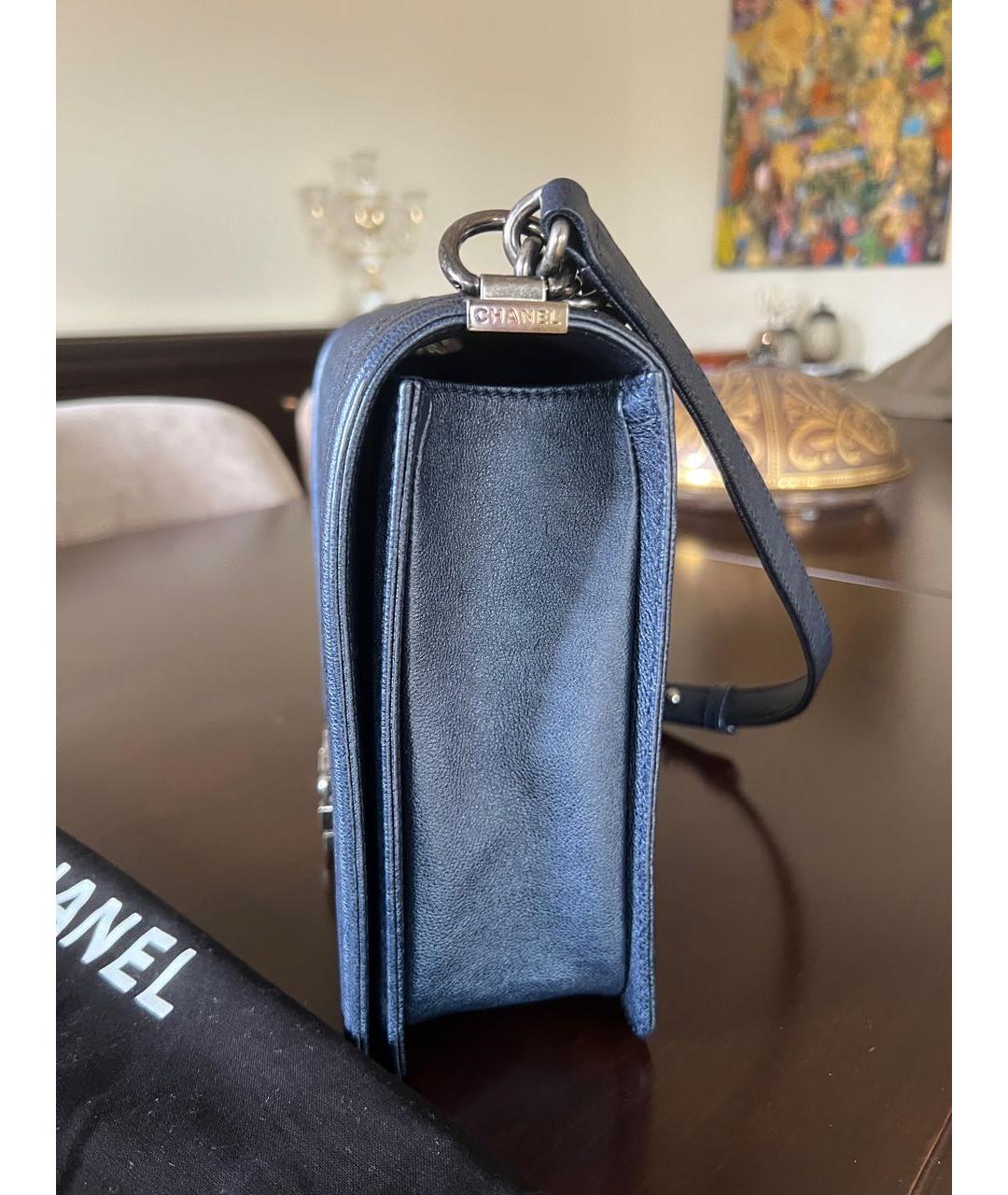 CHANEL Темно-синяя кожаная сумка через плечо, фото 5