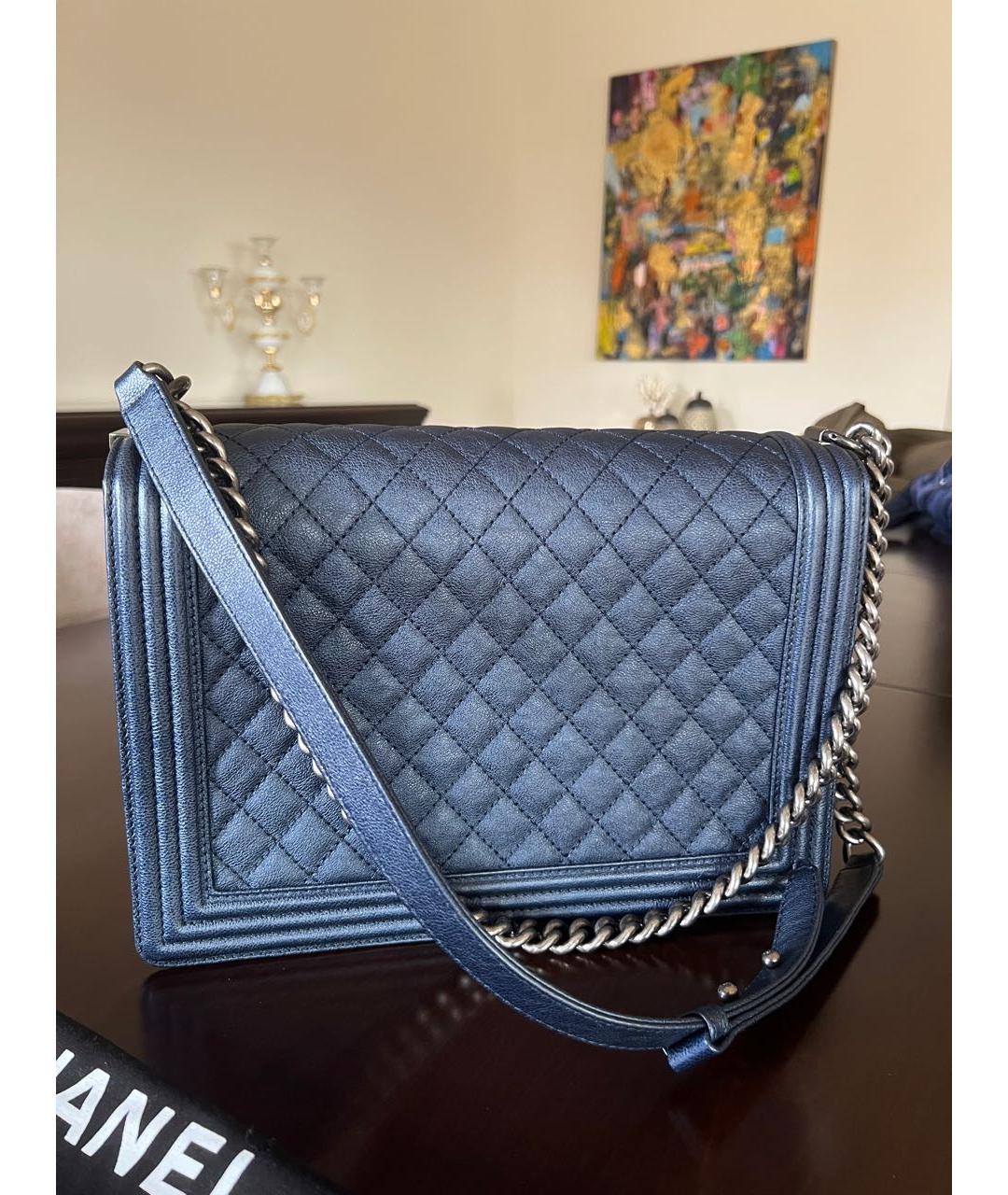 CHANEL Темно-синяя кожаная сумка через плечо, фото 4