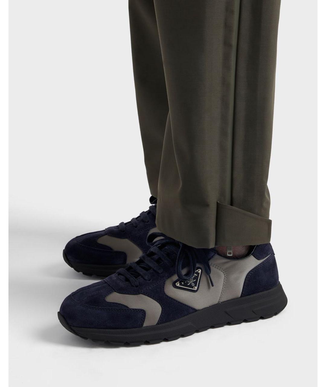 PRADA Темно-синие замшевые низкие кроссовки / кеды, фото 3