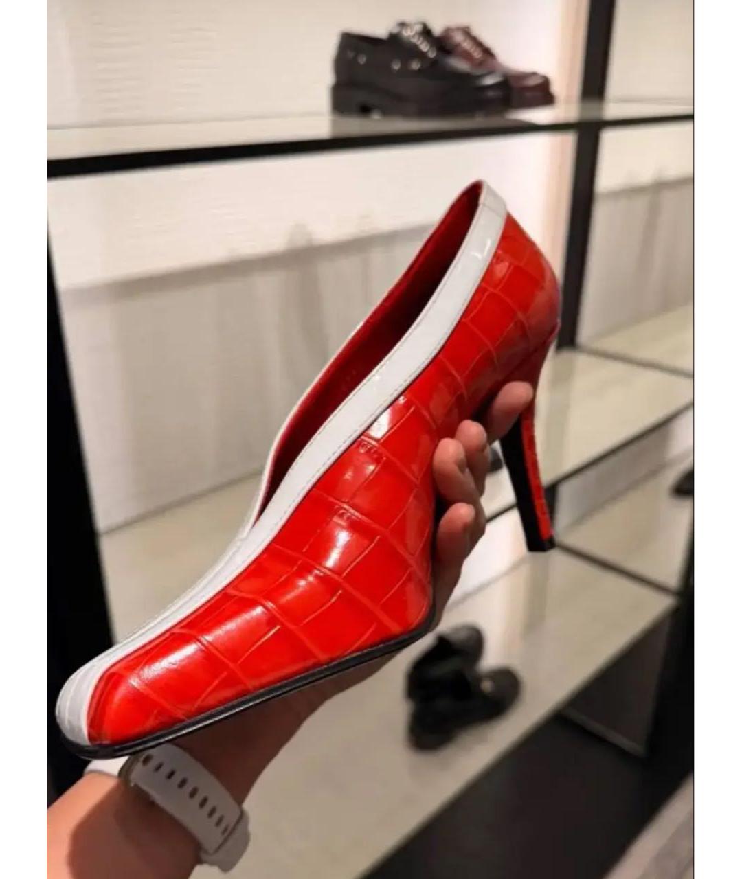 CHANEL Красные туфли из лакированной кожи, фото 4