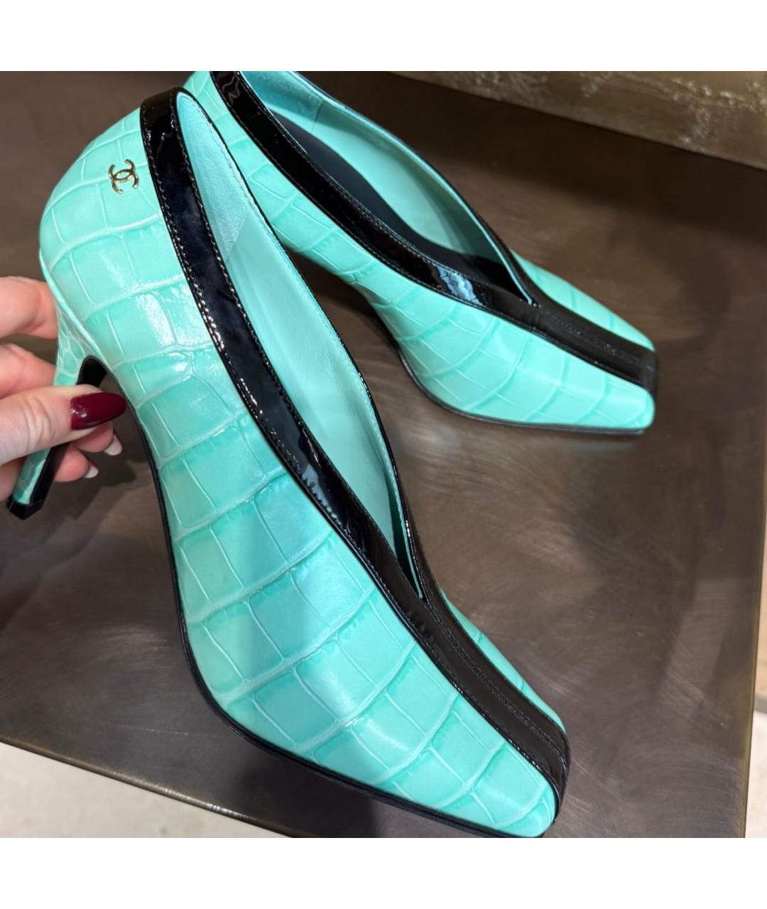 CHANEL Бирюзовые туфли из лакированной кожи, фото 2