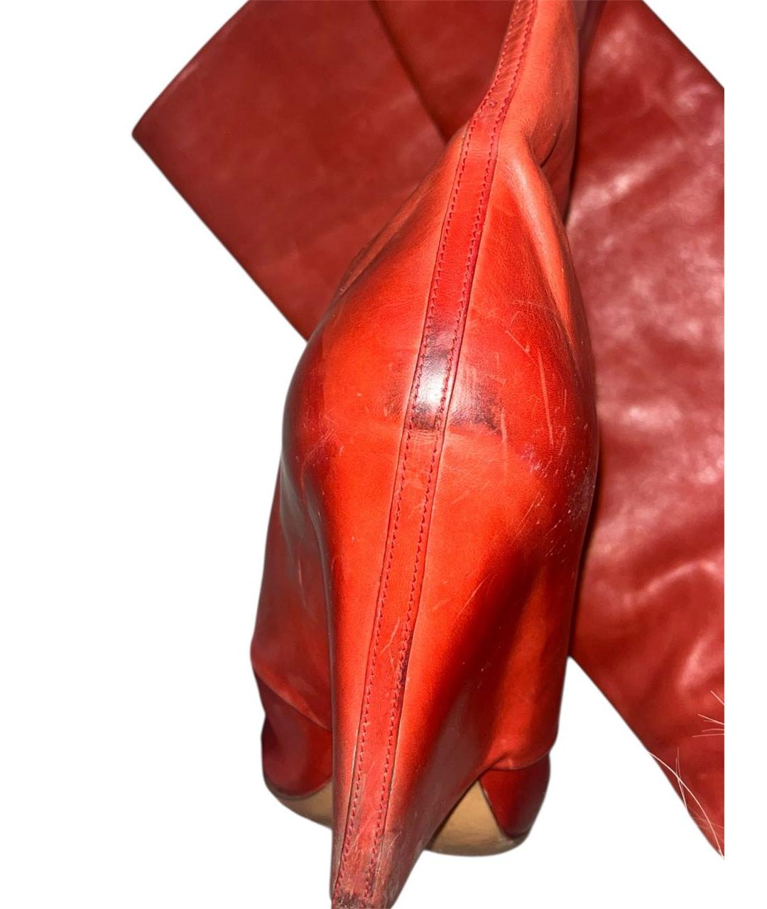 MAISON MARGIELA Красные кожаные сапоги, фото 6